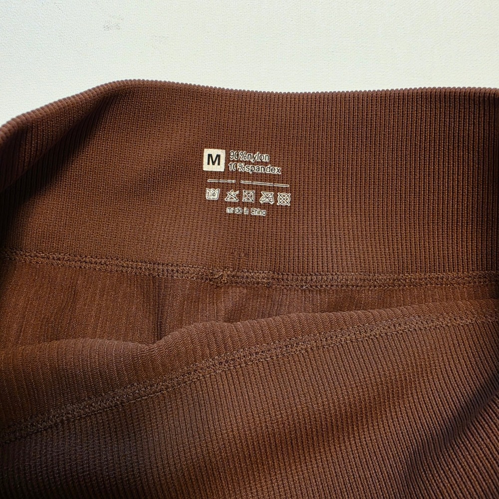 Seamless Ribbed High Waisted Biker Shorts Brown Athleisure Size Medium - Picture 4 of 5